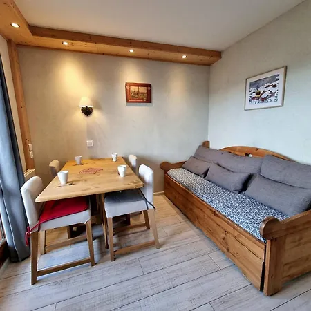 2p 4 Pers, Quartier Central, Proche Commodites Et Pistes - Fr-1-353-133 * La Plagne