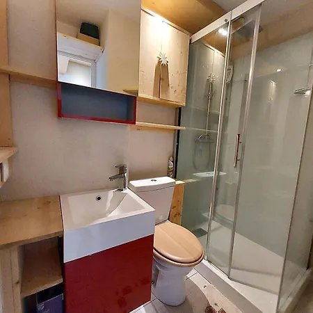 Apartment 2p 4 Pers, Quartier Central, Proche Commodites Et Pistes - Fr-1-353-133 *
