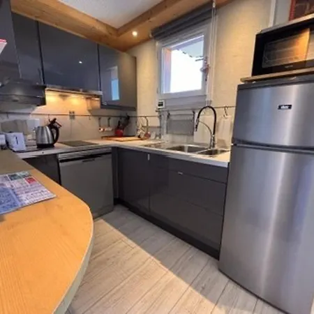 2p 4 Pers, Quartier Central, Proche Commodites Et Pistes - Fr-1-353-133 Apartment